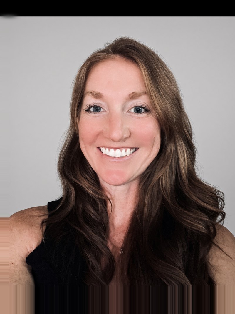 Julia Doherty, Financial Specialist